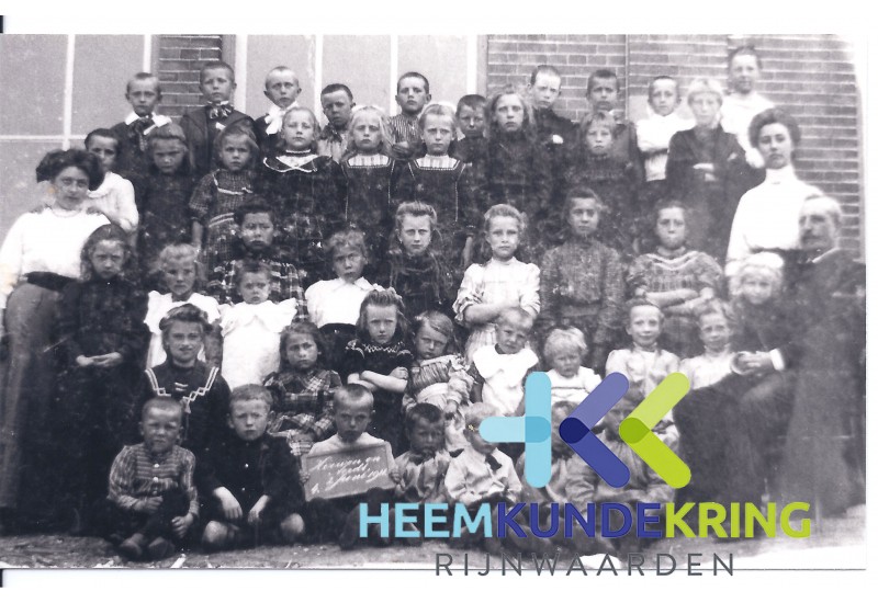 Herwen 1911. Klassenfoto Coll. HKR